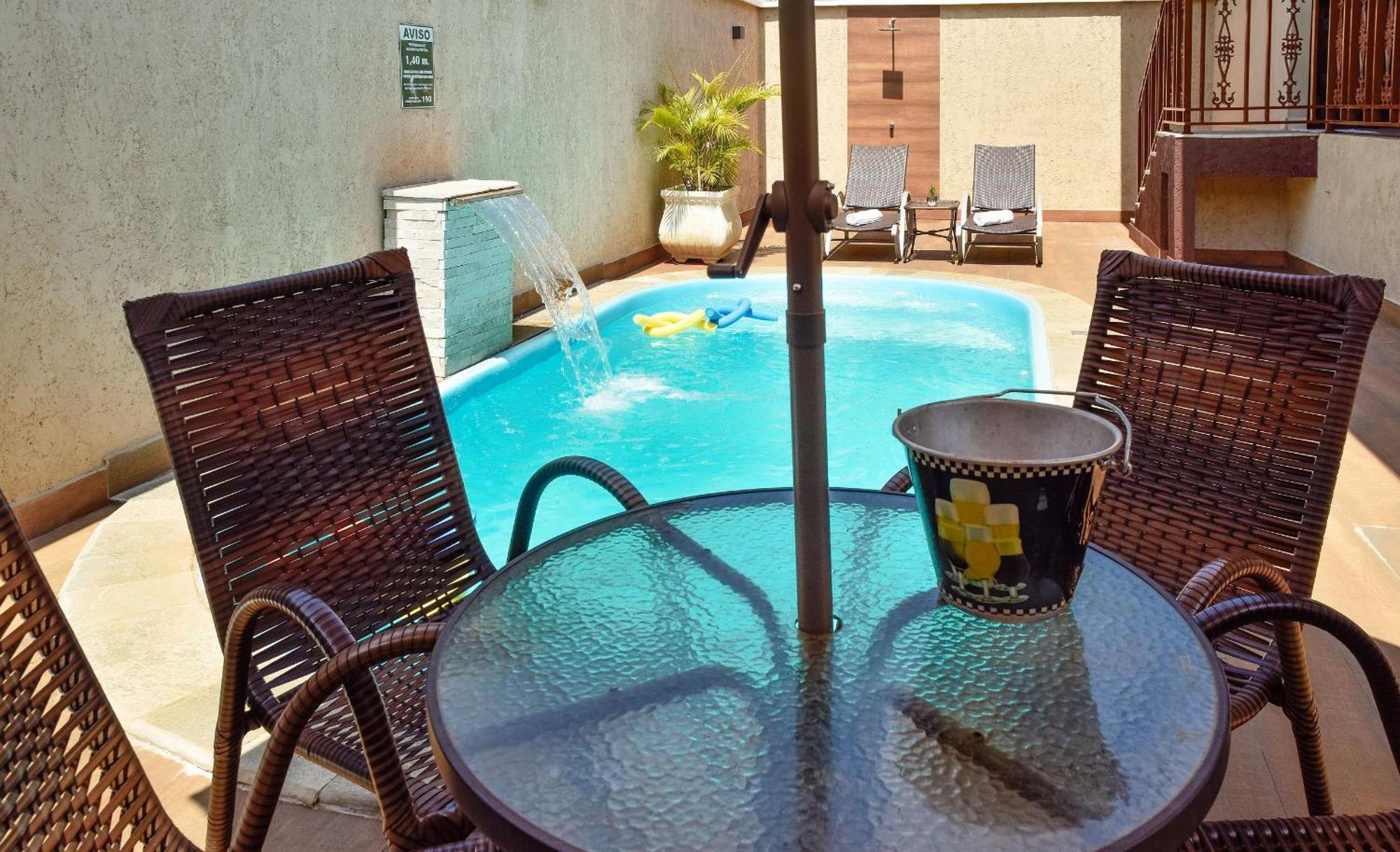 Casa Charme Do Cerrado Villa ปิเรนนอโปลิส ภายนอก รูปภาพ